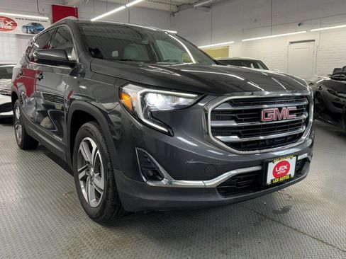 Used 2020 GMC Terrain SLT w/ Preferred Package AWD/4WD image 4