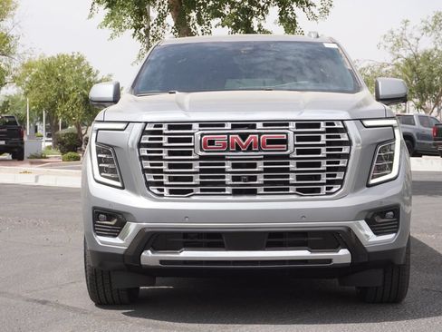 New 2026 GMC Yukon XL Denali w/ Denali Reserve Package AWD/4WD image 6