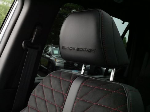 Certified 2026 Honda Pilot Black Edition image 33