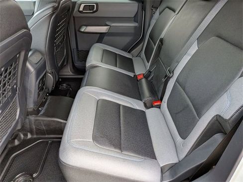 Used 2023 Ford Bronco Black Diamond image 24