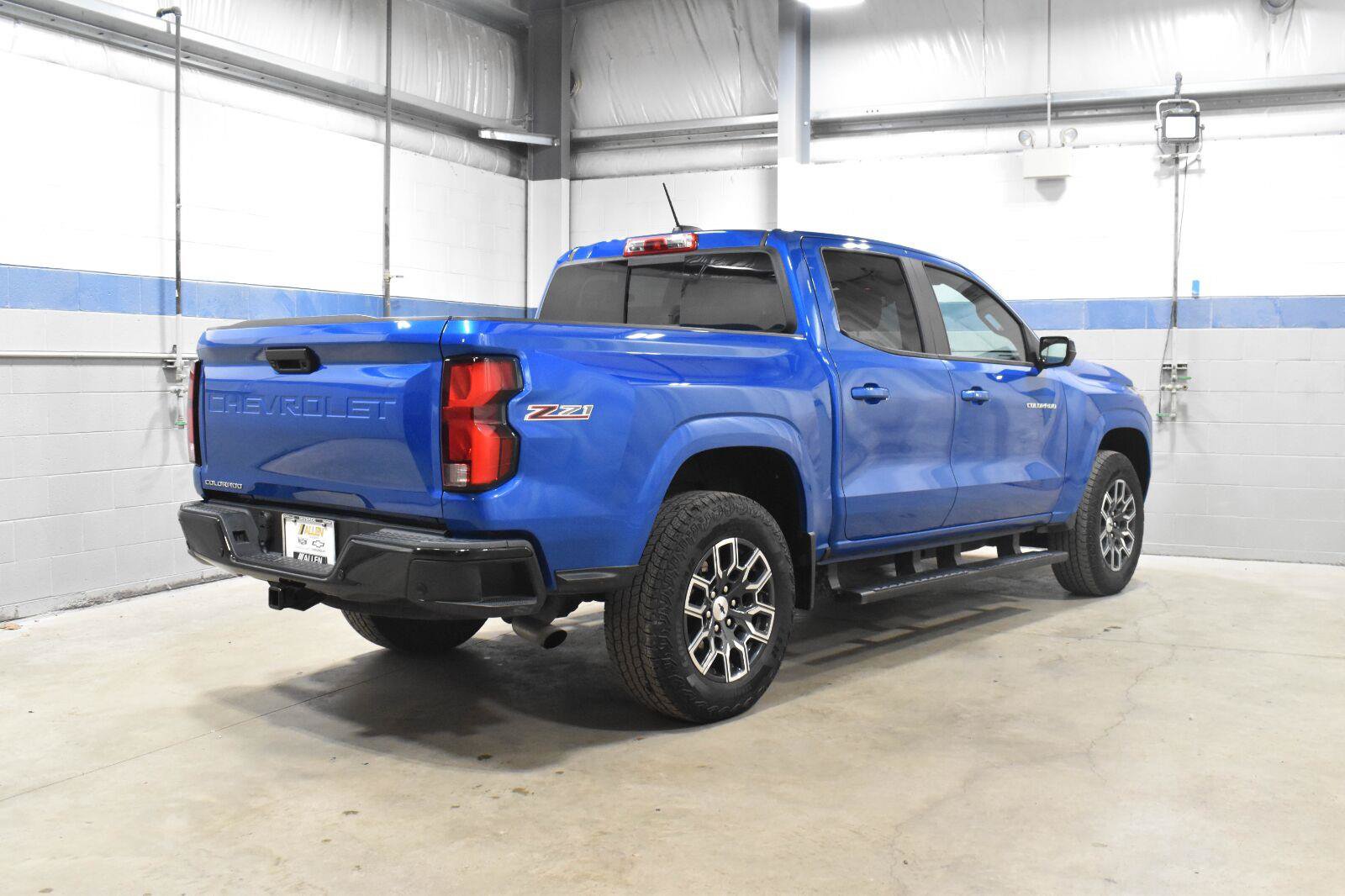 Used 2023 Chevrolet Colorado Z71 w/ Z71 Convenience Package 2 AWD/4WD image 26