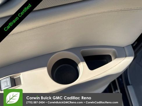 Used 2020 Cadillac Escalade Premium Luxury AWD/4WD image 20