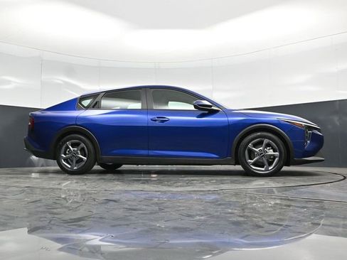 Used 2025 Kia K4 FWD image 58