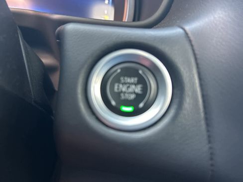 Used 2022 Chevrolet Tahoe Z71 w/ Luxury Package image 44