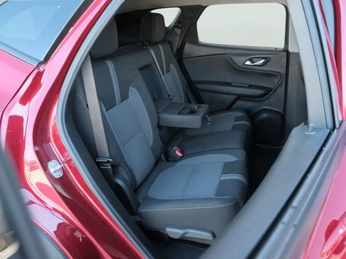 Used 2025 Chevrolet Blazer LT FWD image 38
