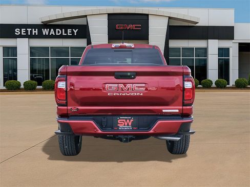New 2026 GMC Canyon Elevation w/ Convenience Package image 6