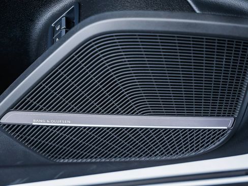 Used 2023 Audi Q5 e Premium Plus image 25