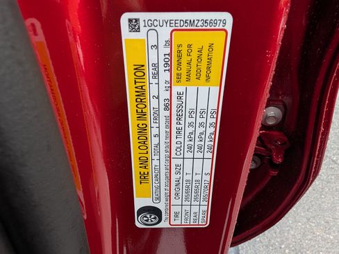 Used 2021 Chevrolet Silverado 1500 RST image 38