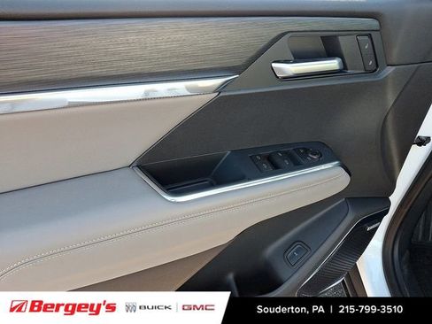 New 2026 GMC Acadia Elevation w/ Black Edition AWD/4WD image 9