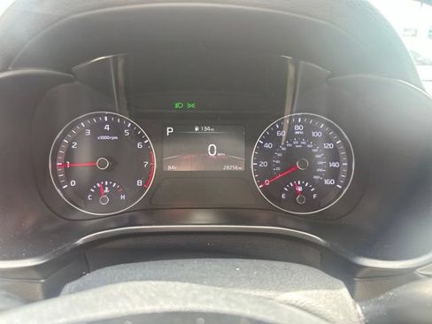 Used 2024 Kia Forte GT-Line FWD image 11