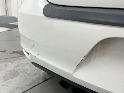 Used 2011 Volkswagen Golf 4-Door FWD image 30