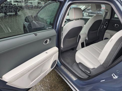 Used 2024 Hyundai Ioniq 5 Limited image 15
