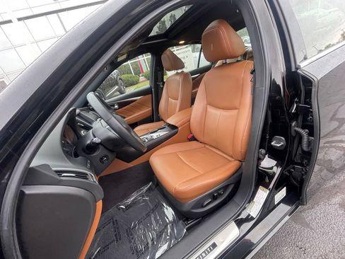 Used 2022 INFINITI Q50 Sensory w/ Cargo Package AWD/4WD image 16