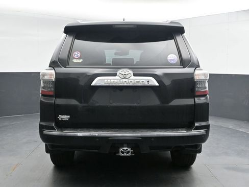 Used 2021 Toyota 4Runner Limited image 8