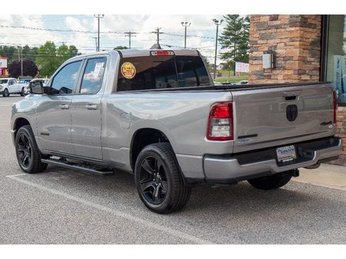 Used 2022 RAM 1500 Big Horn AWD/4WD image 5