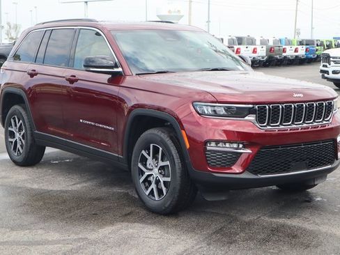 New 2025 Jeep Grand Cherokee Limited image 2