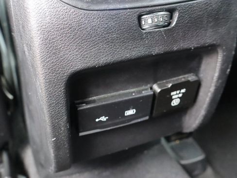Used 2019 Jeep Cherokee High Altitude AWD/4WD image 22