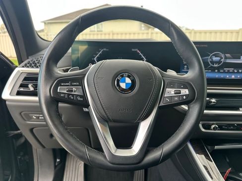 Used 2024 BMW X5 xDrive40i w/ Premium Package image 28