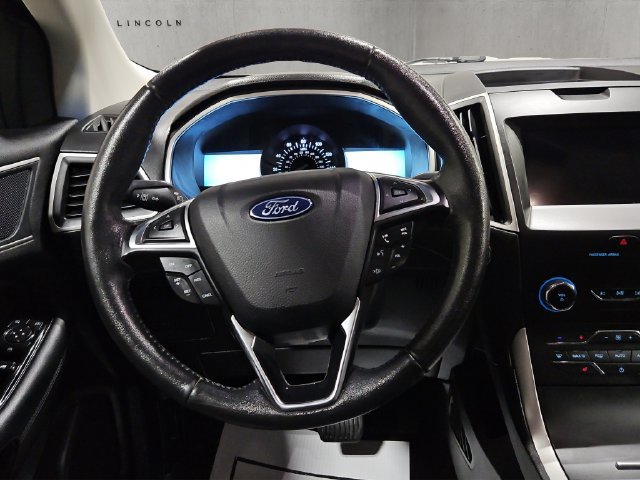 Used 2020 Ford Edge SEL w/ Convenience Package AWD/4WD image 11