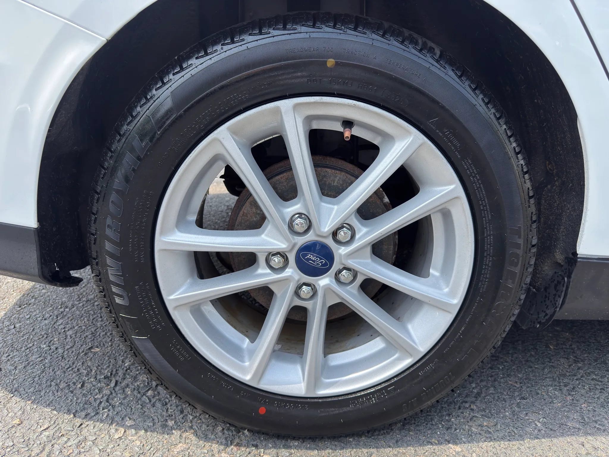 Used 2018 Ford Focus SE FWD image 10