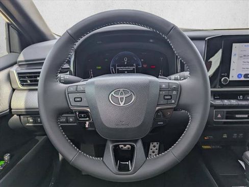Used 2026 Toyota Camry SE w/ Convenience Package FWD image 12