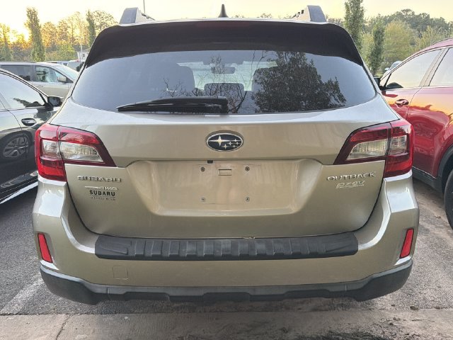 Used 2017 Subaru Outback 2.5i Premium AWD/4WD image 5