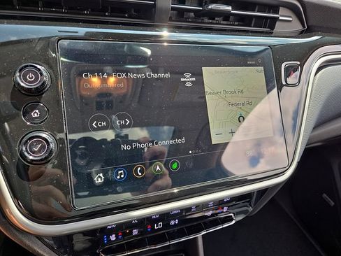 Used 2023 Chevrolet Bolt EUV Premier w/ Sun & Sound Package FWD image 22