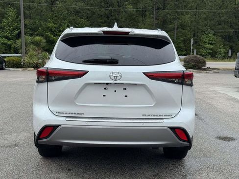 Used 2023 Toyota Highlander Platinum AWD/4WD image 24