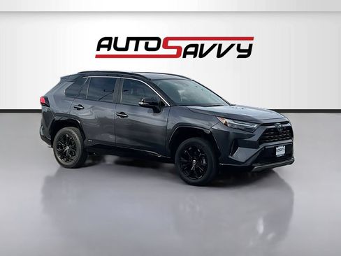 Used 2024 Toyota RAV4 XSE AWD/4WD image 1