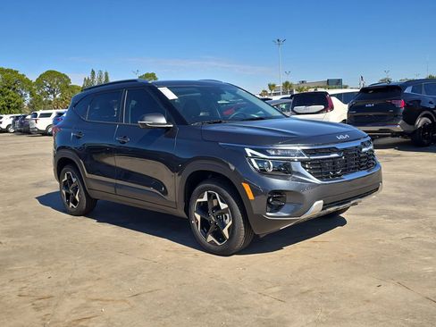 New 2026 Kia Seltos S AWD/4WD image 2