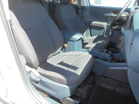 New 2026 Ford Maverick XL AWD/4WD image 9