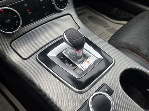 Used 2017 Mercedes-Benz SLC 43 AMG image 21