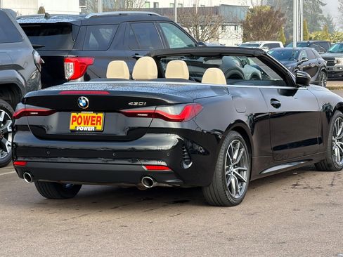 Used 2022 BMW 430i Convertible w/ Convenience Package image 4