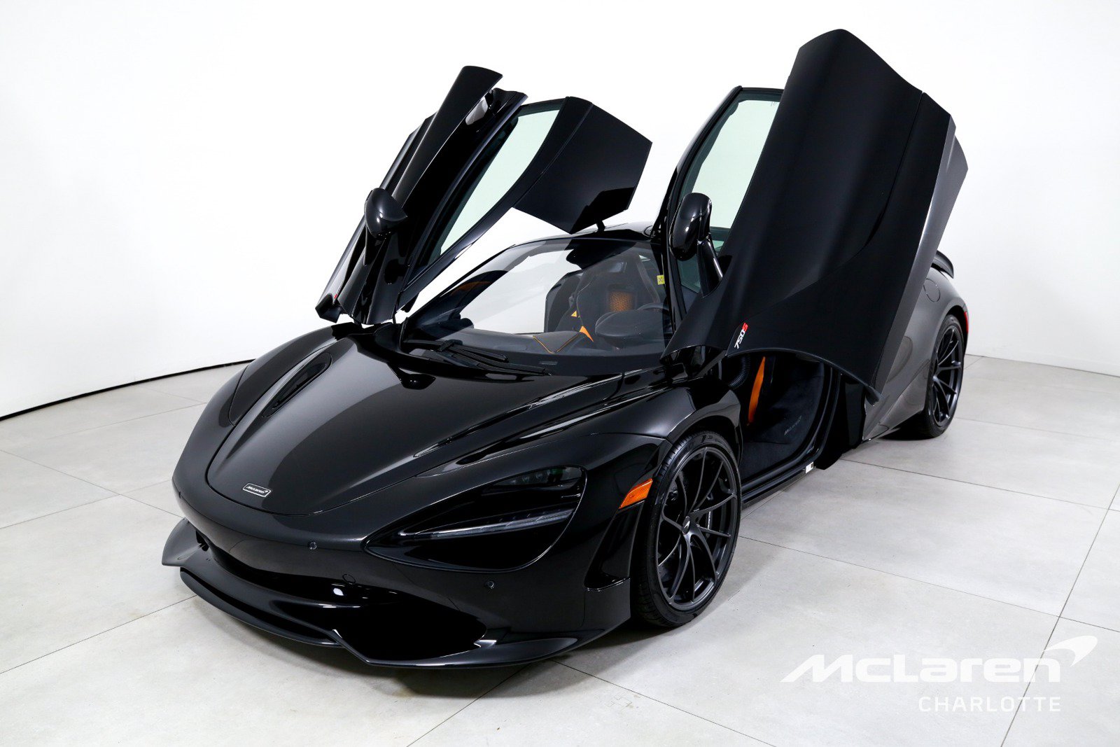 Used 2027 McLaren 750S RWD image 5
