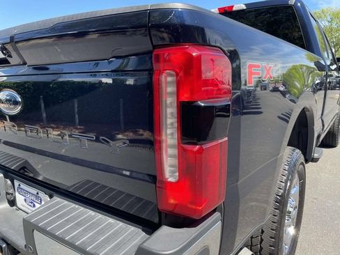Used 2023 Ford F250 Lariat w/ Lariat Ultimate Package AWD/4WD image 40