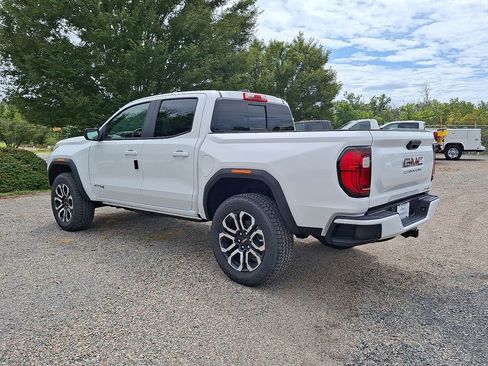 New 2025 GMC Canyon AT4 w/ Nightfall Edition image 31