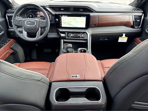New 2026 GMC Sierra 1500 Denali Ultimate image 11
