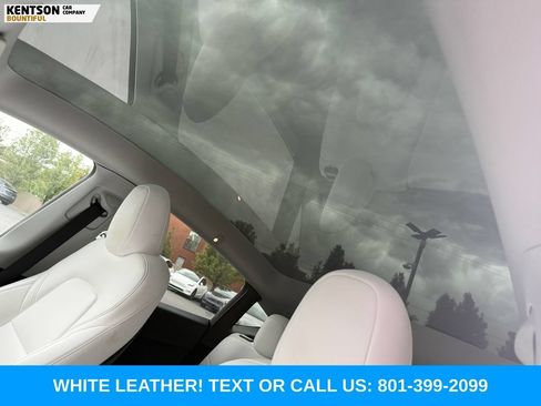 Used 2023 Tesla Model Y Performance AWD/4WD image 25