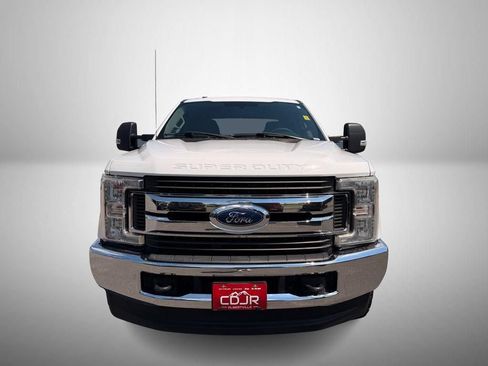 Used 2017 Ford F250 XLT AWD/4WD image 7