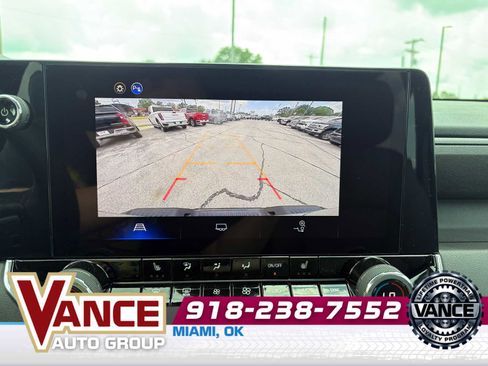 Used 2025 Chevrolet Colorado Trail Boss image 26