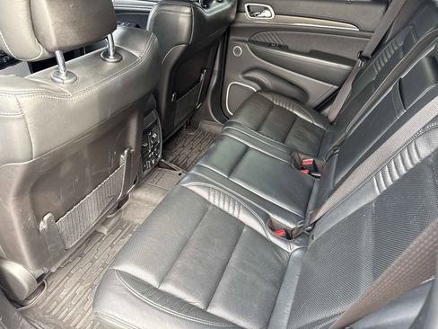 Used 2021 Jeep Grand Cherokee SRT image 14