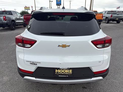 Used 2026 Chevrolet TrailBlazer LT w/ LT Cold Weather Package FWD image 7