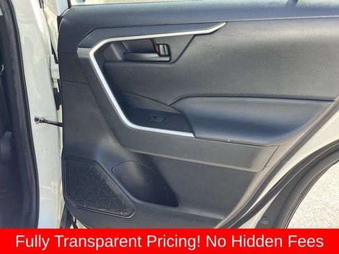 Used 2023 Toyota RAV4 LE AWD/4WD image 19