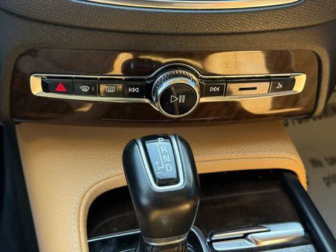 Used 2016 Volvo XC90 T6 Momentum w/ Vision Package AWD/4WD image 23