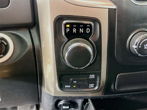 Used 2017 RAM 1500 Classic SLT image 15