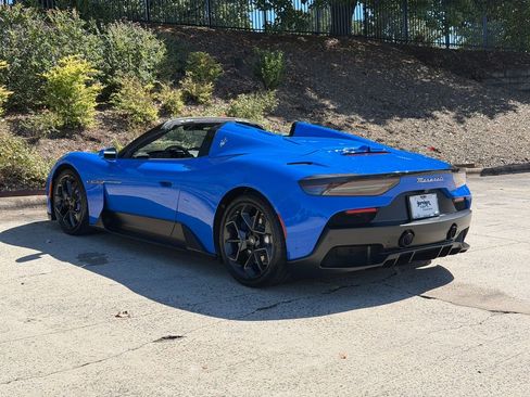 Used 2023 Maserati MC20 Spyder image 6