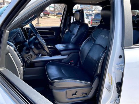 Used 2021 RAM 2500 Laramie image 8