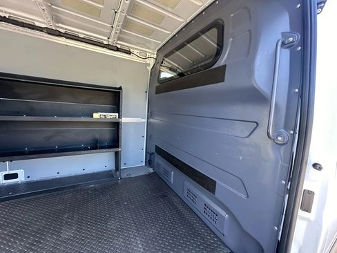 Used 2023 Mercedes-Benz Sprinter 1500 image 16