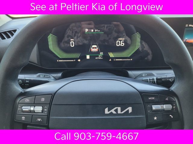 Certified 2025 Kia K4 FWD image 27