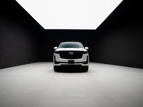 Used 2022 Cadillac Escalade Sport w/ Touring Package AWD/4WD image 86
